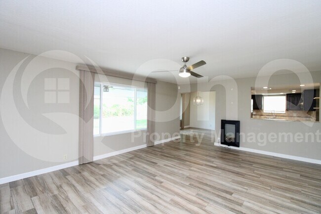 Foto del edificio - 3146 E Decatur St