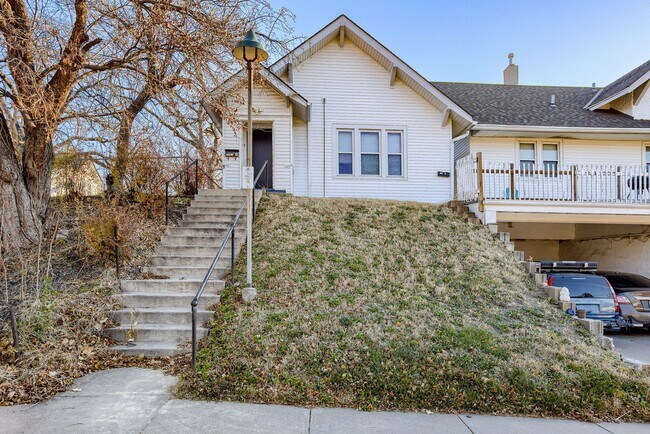 Foto del edificio - 105 North 52 Street