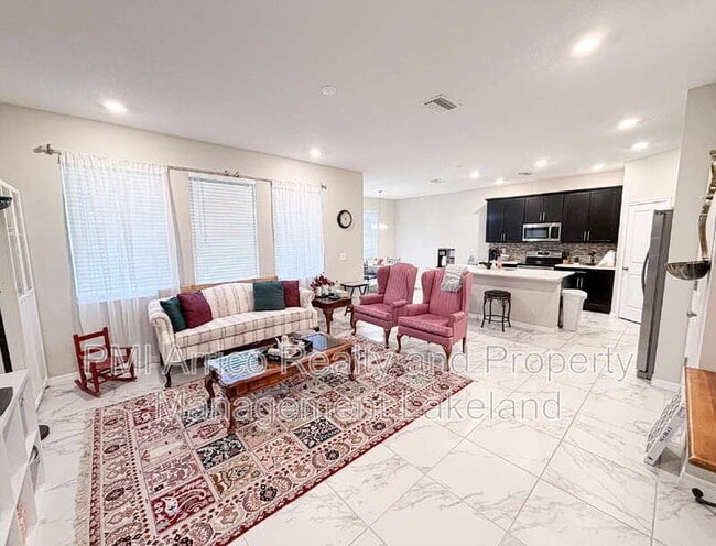 Building Photo - 2573 Village Lakes Blvd