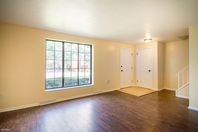 Building Photo - 910 Sewickley Heights Dr