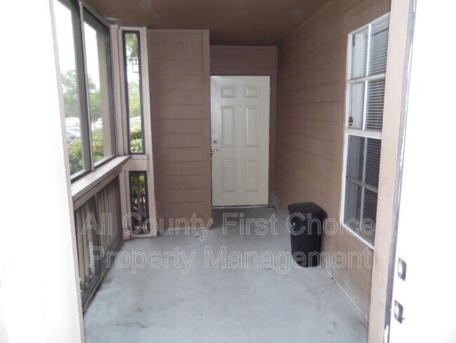 Foto del edificio - 10200 Gandy Blvd N