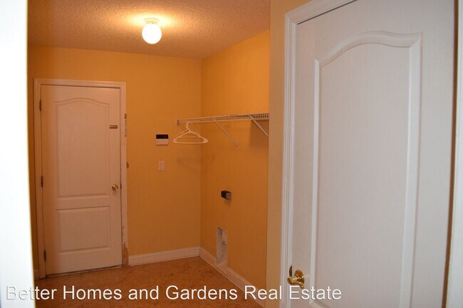 Building Photo - 5 br, 3 bath House - 40 Zachary Drive North
