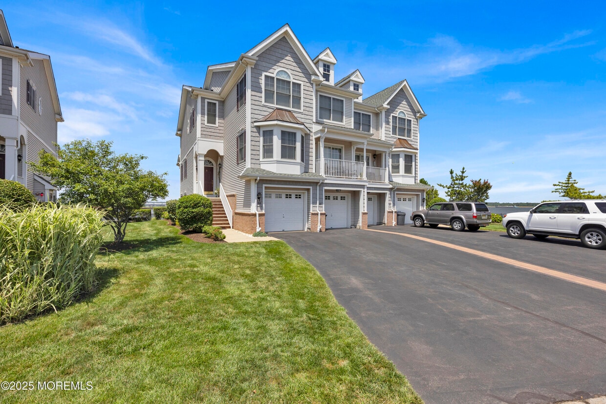 Foto principal - 58 Raritan Reach Rd