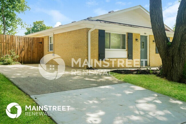 Foto del edificio - 3010 Mcarthur Way