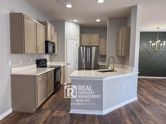 Building Photo - 7624 Red Mill Cir