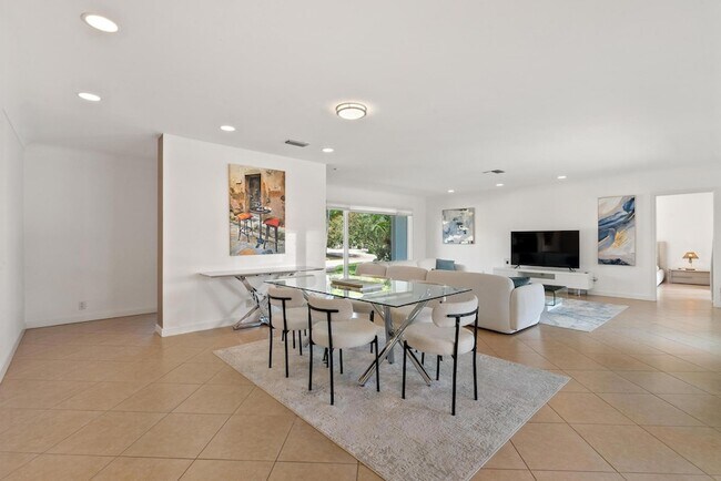 Foto del edificio - 3080 NE 43rd St