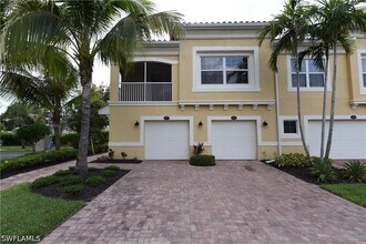 Building Photo - 8560 Evernia Ct