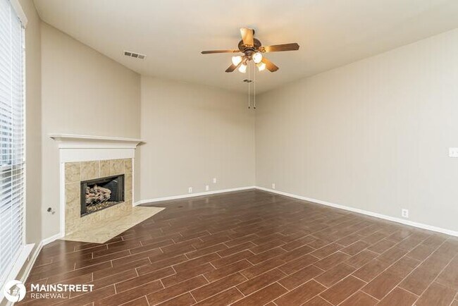 Building Photo - 7837 Harvest Hill Rd, North Richland Hills...