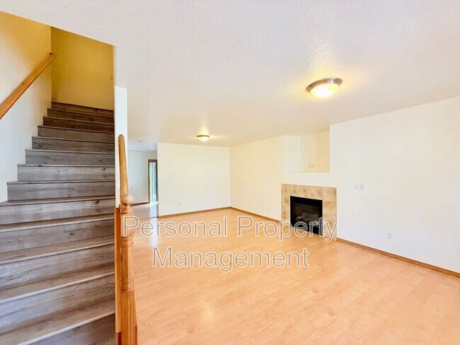 Foto del edificio - 5621 NE 64th Street