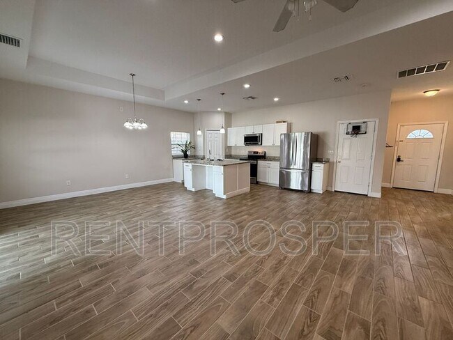 Building Photo - 4329 Lenox Blvd