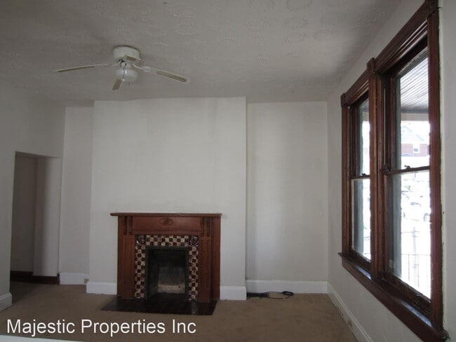 Building Photo - 421 Southview Ave