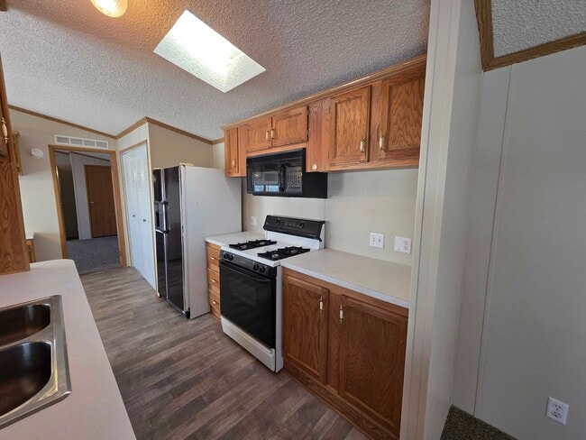 Foto del edificio - 4461 Beechwood St