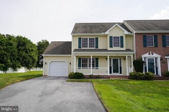 Building Photo - 1331 Aspen Dr