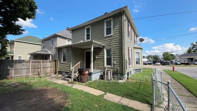 Building Photo - 1901 Tytus Ave