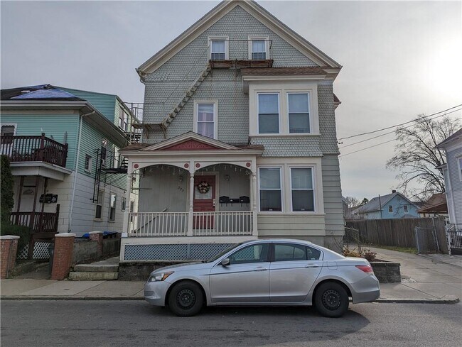 Building Photo - 222 Magnolia St