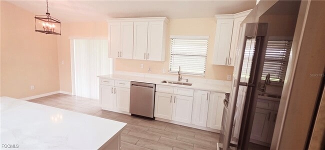 Foto del edificio - 930 SW 34th St