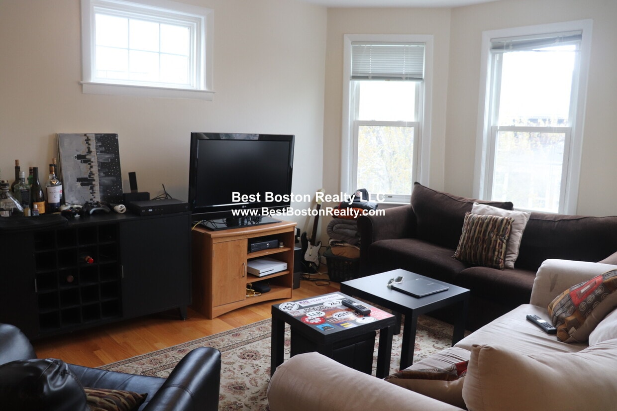 Foto principal - 23 Tufts St