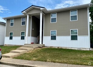 Building Photo - 723 Parkhurst Dr