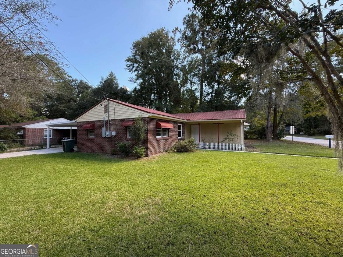 Primary Photo - 501 Patton Rd