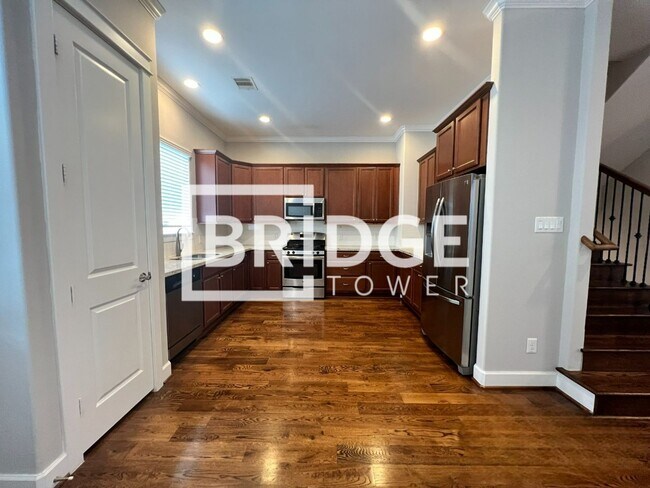 Foto del edificio - 711 E 28th Street #C, Houston, Texas 77009