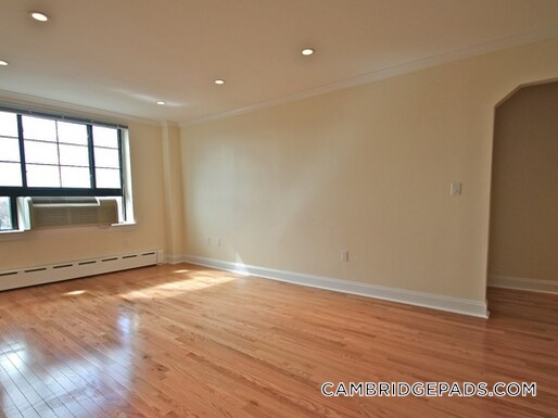 Foto del edificio - 60 Brattle St