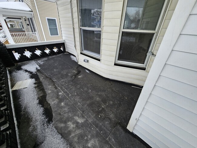 Foto del edificio - 3378 E 134th St