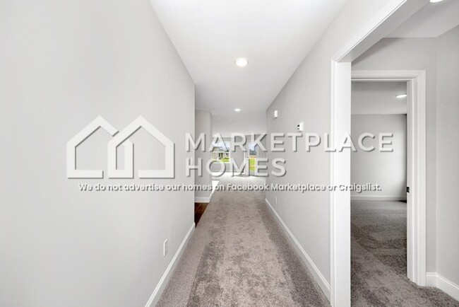 Foto del edificio - 112 Collins Ln