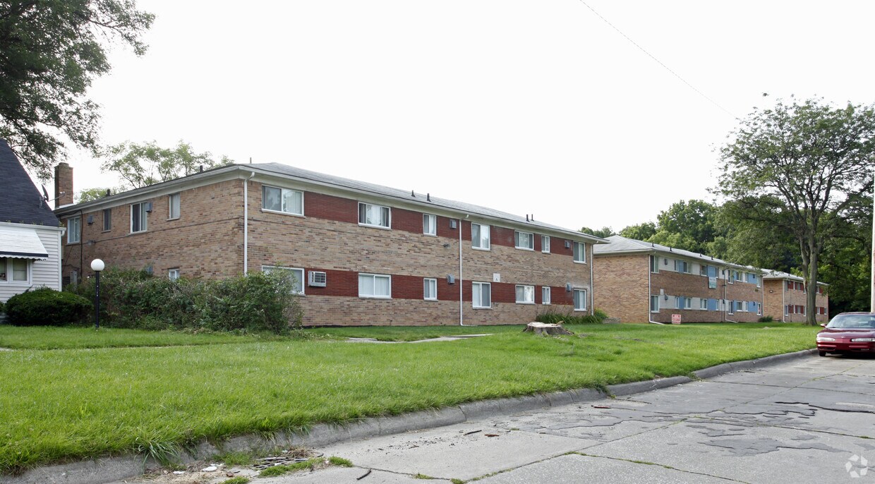 Primary Photo - Rouge Valley Apartments