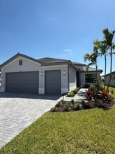 Building Photo - 12347 SW Compass Pt Dr