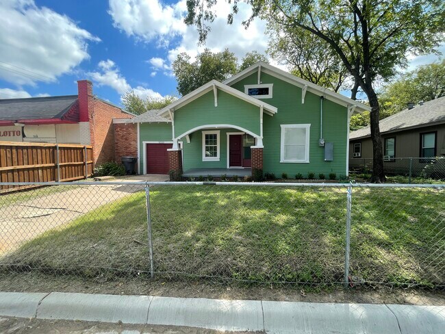 Building Photo - 5332 Lindsley Ave
