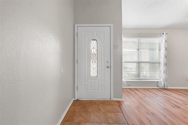 Foto del edificio - 3018 Hilltop Dr