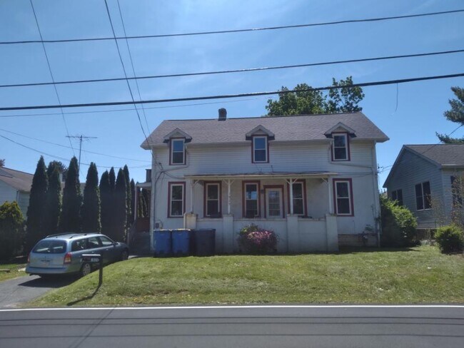 Foto del edificio - 1925 Valley Rd