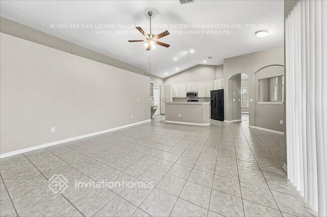 Building Photo - 9424 Clover Glen Dr