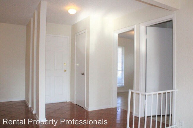 Building Photo - 3 br, 2 bath House - 129 Meadow Drive