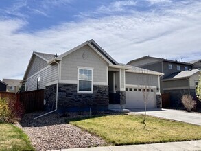 Building Photo - 160 S Langdale Ct