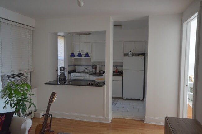 Building Photo - Bristol Court