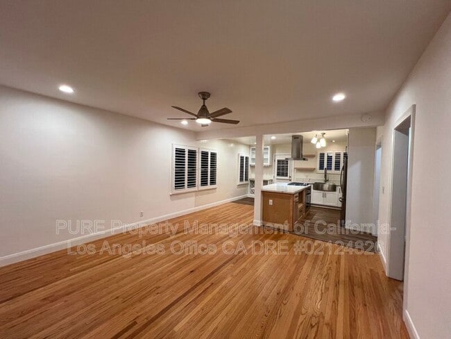 Photo - 1910 W 94th Pl House