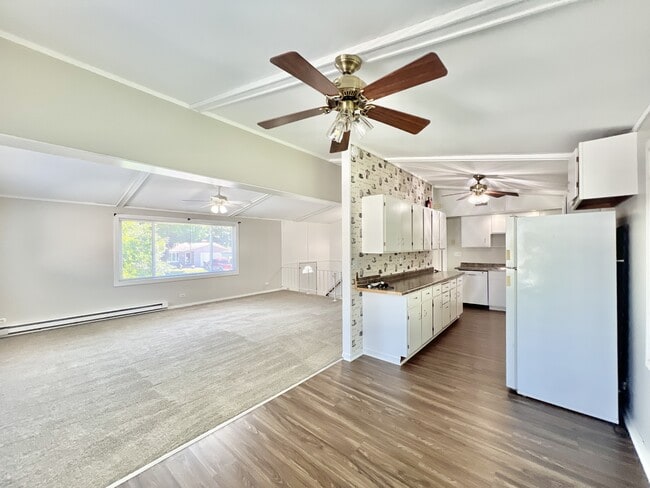 Building Photo - 2904 Northbrook Dr