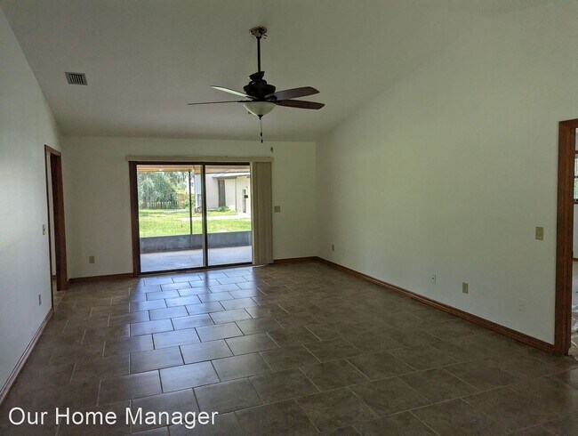 Foto del edificio - 3 br, 2 bath House - 1760 Dykes Dr.
