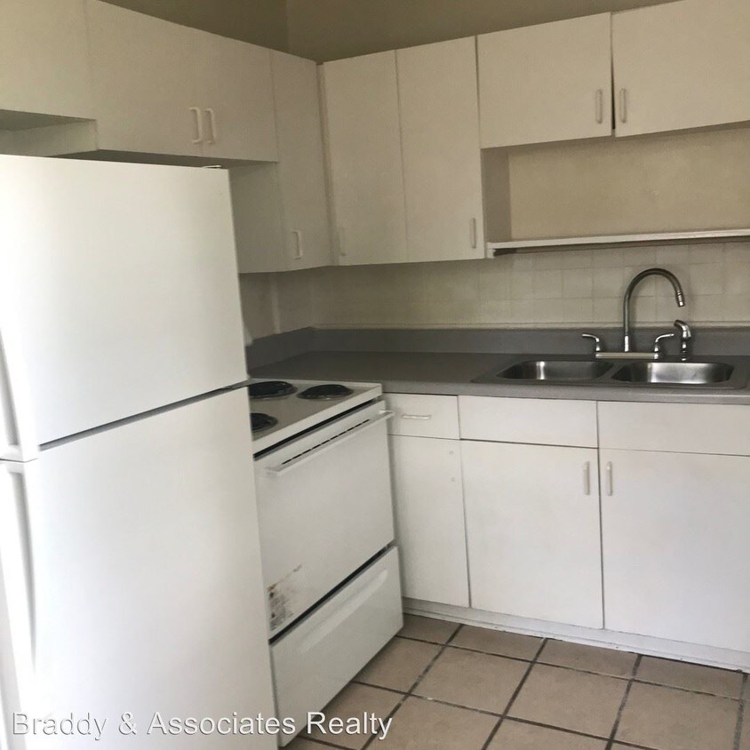 Building Photo - 3 br, 1 bath House - 3740 Forest Boulevard