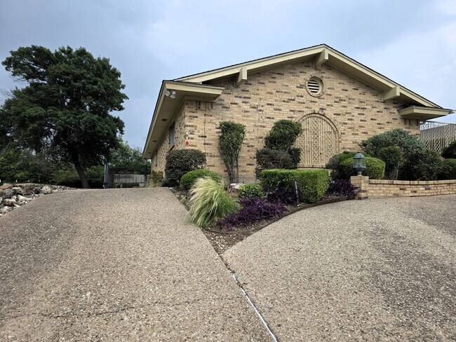 Foto del edificio - Yipee! Fabulous 2 bedroom, 2 bath home in ...