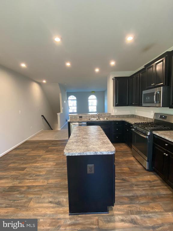 Foto del edificio - 710 River Crest Way