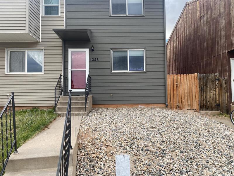 1258 N 19th St, Laramie, WY 82072 House Rental in Laramie, WY