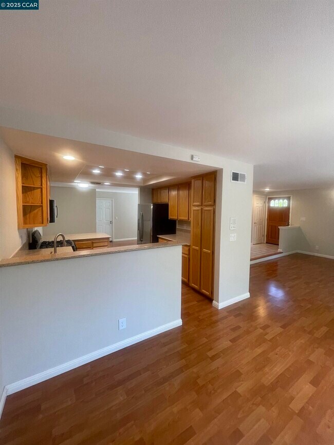 Foto del edificio - 658 S Blackbrush Ln