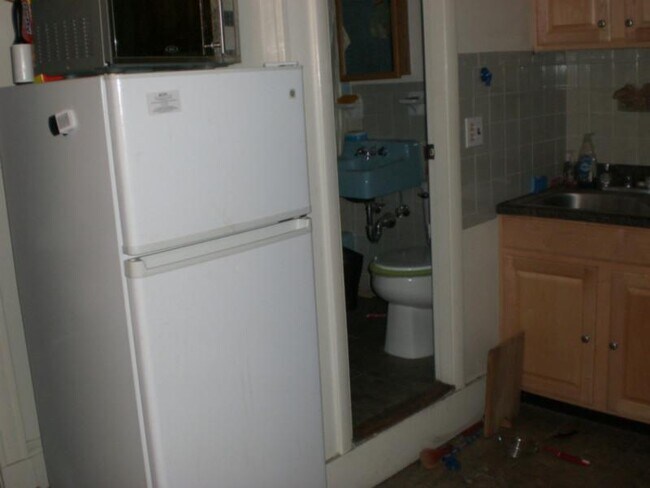 Foto del edificio - 41 Bay State Rd