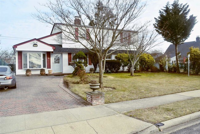 Building Photo - 71 Blackbird Ln