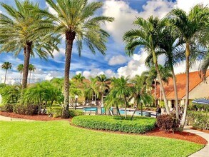 Building Photo - 1247 SW 46th Ave
