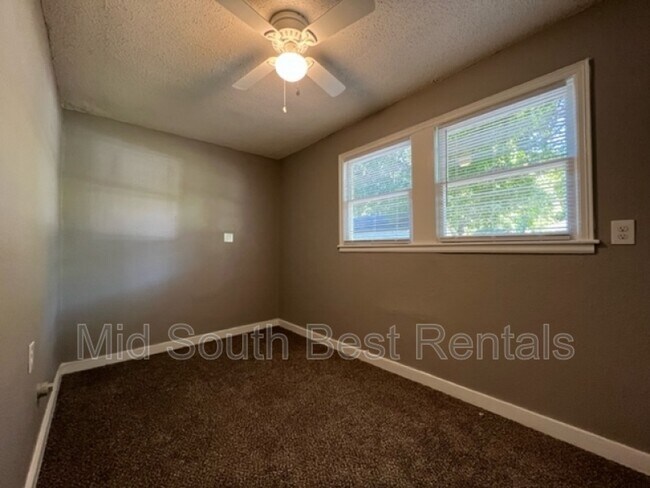 Foto del edificio - 2535 Steele St