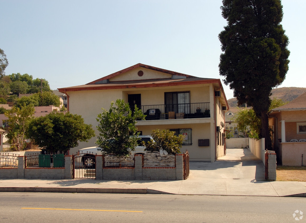 Building Photo - 2816 Griffin Ave