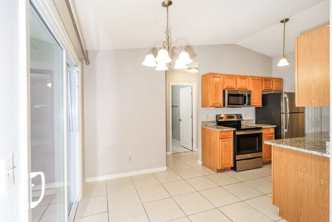 Foto del edificio - 948 Highland Ave NW